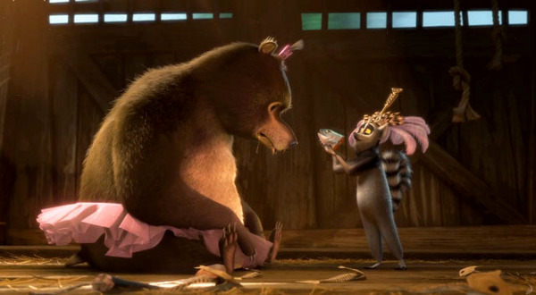 Madagascar 3 - King Julien and the tutu bear